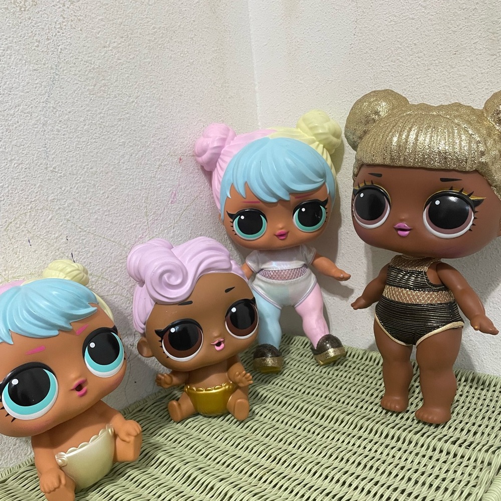 L.O.L. Surprise! Dolls with Blue and Gold Hair - Picture 7 of 12